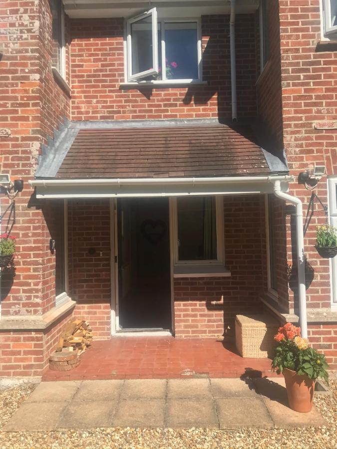 Redbrook Farm Bnb - Gateway To The New Forest Fordingbridge Exterior photo