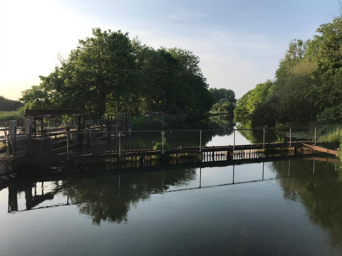 Redbrook Farm Bnb - Gateway To The New Forest Fordingbridge Exterior photo
